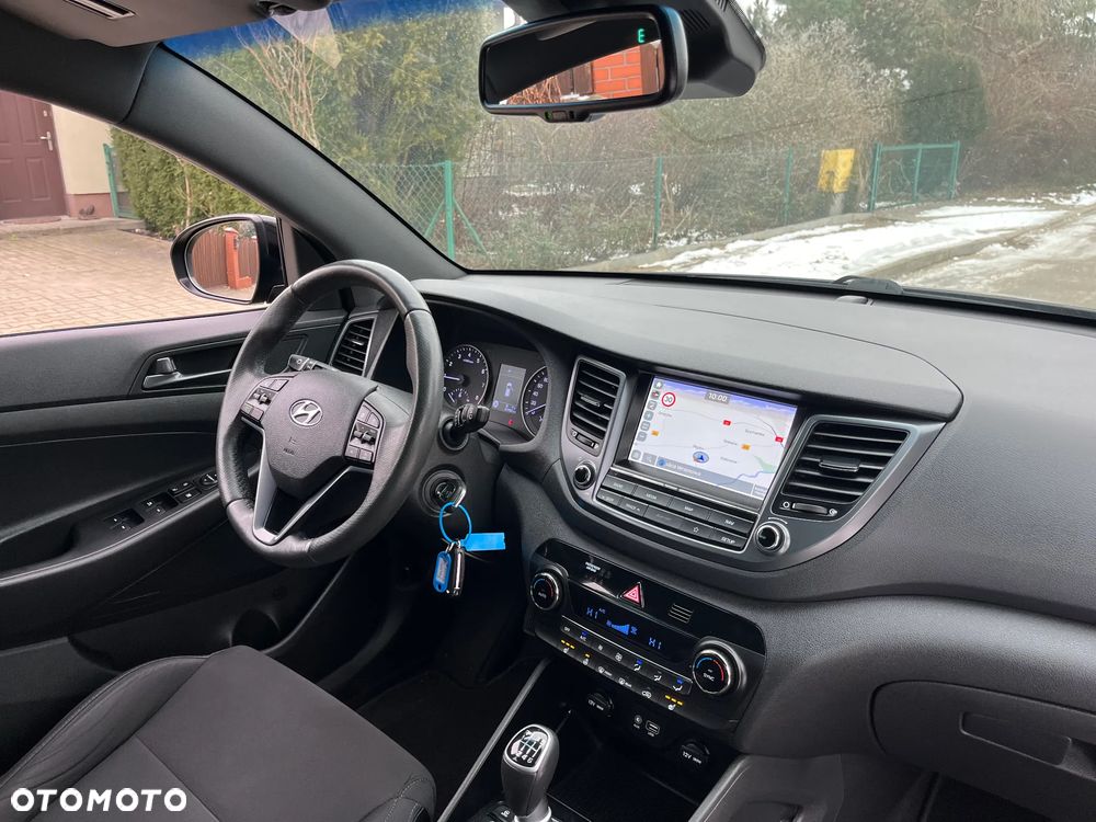 Hyundai Tucson blue 1.6 GDi 2WD Passion - 14