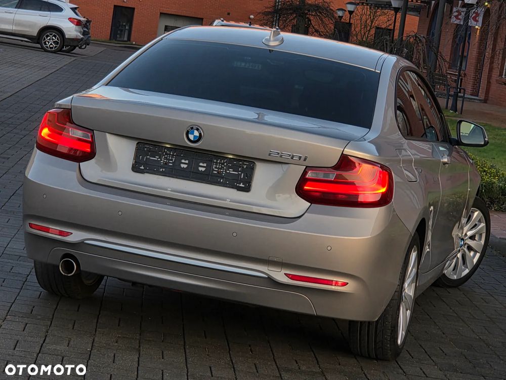 BMW Seria 2 220i Modern Line - 12