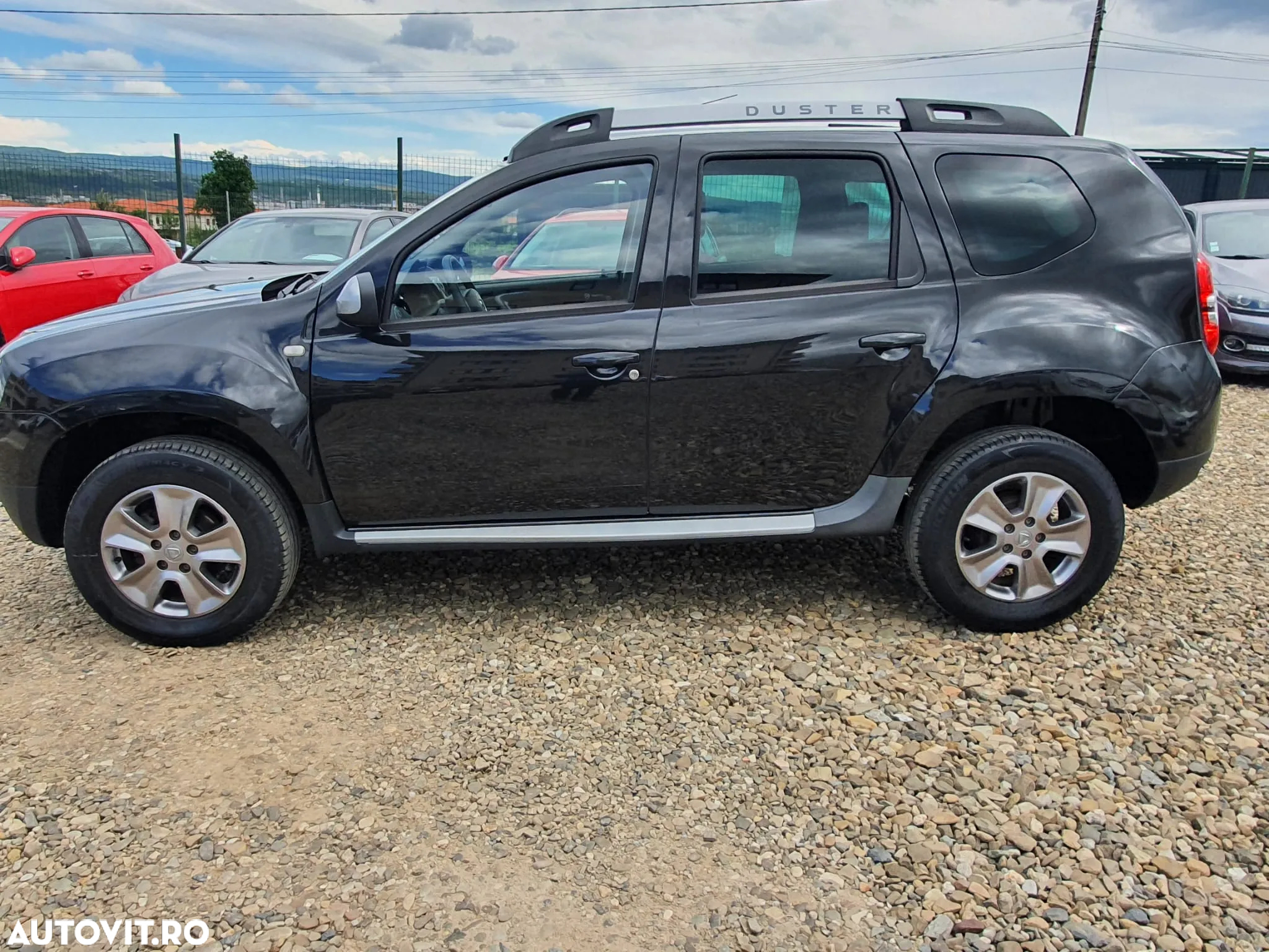 Dacia Duster 1.6 4x2 Laureate - 10