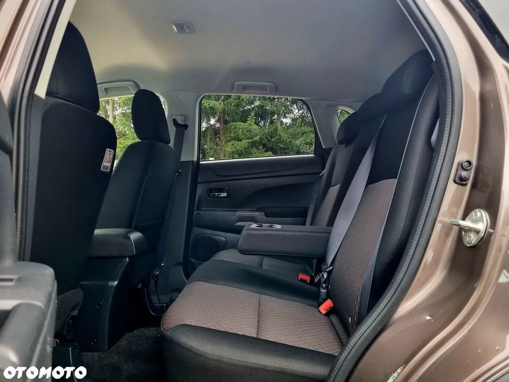 Mitsubishi ASX 1.6 Invite - 10