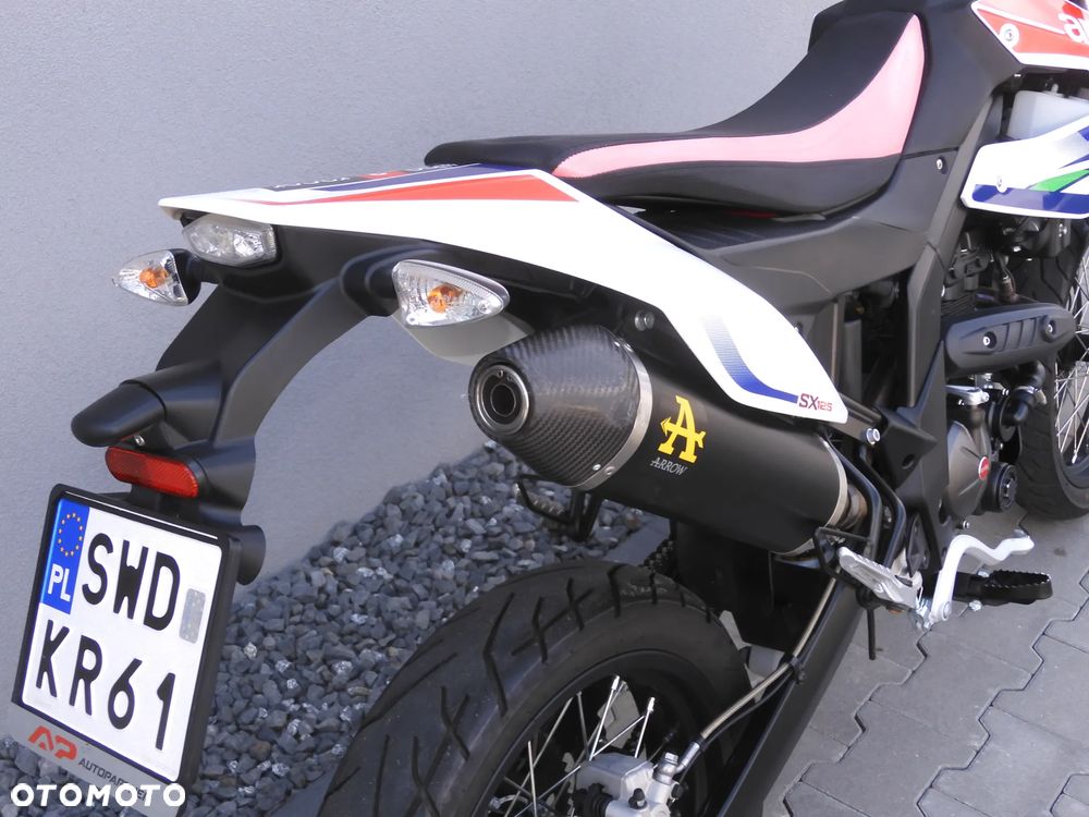 Aprilia SX - 11