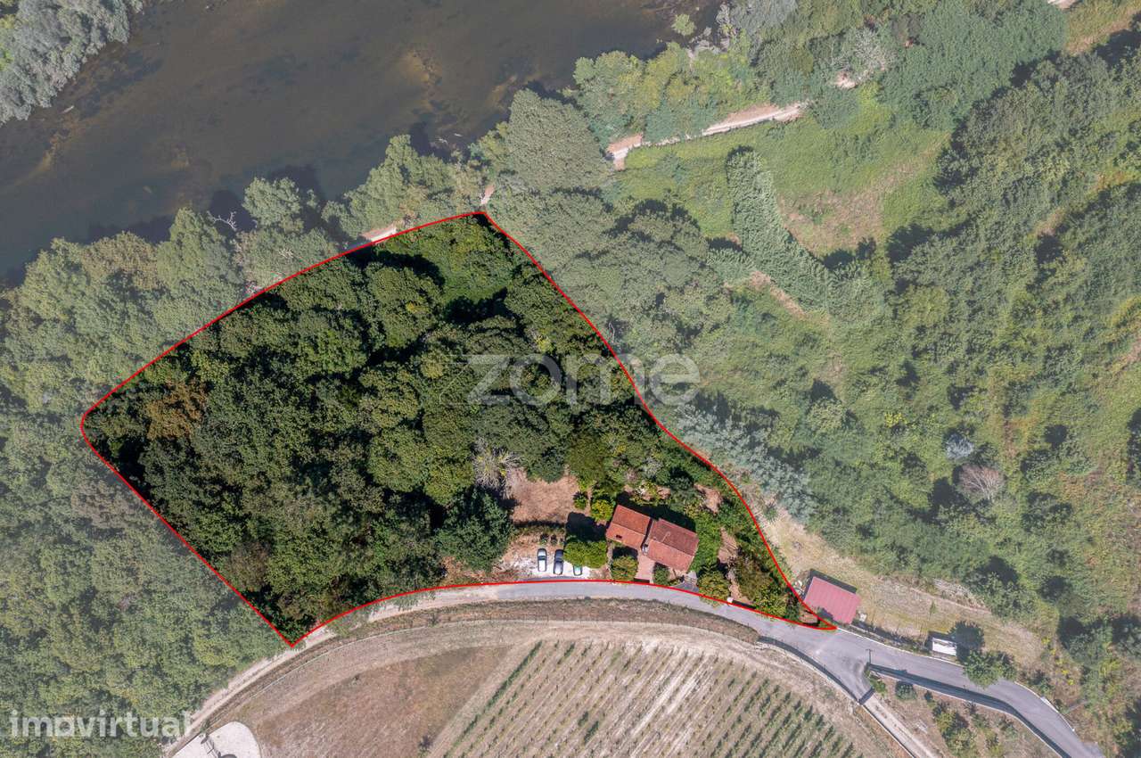Moradia T2/4•2.000m2 Terreno• Ponte de Lima• frente Rio•Vista absol... - Grande imagem: 4/47