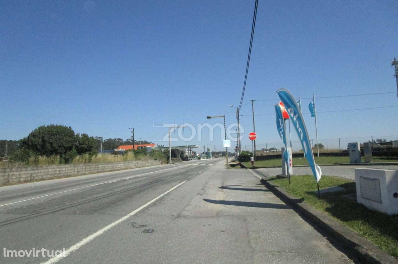 Terreno com 3.500 M2 situado junto à estrada nacional nr 13 fão - Grande imagem: 3/15