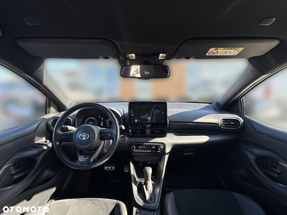 Toyota Yaris 2024
