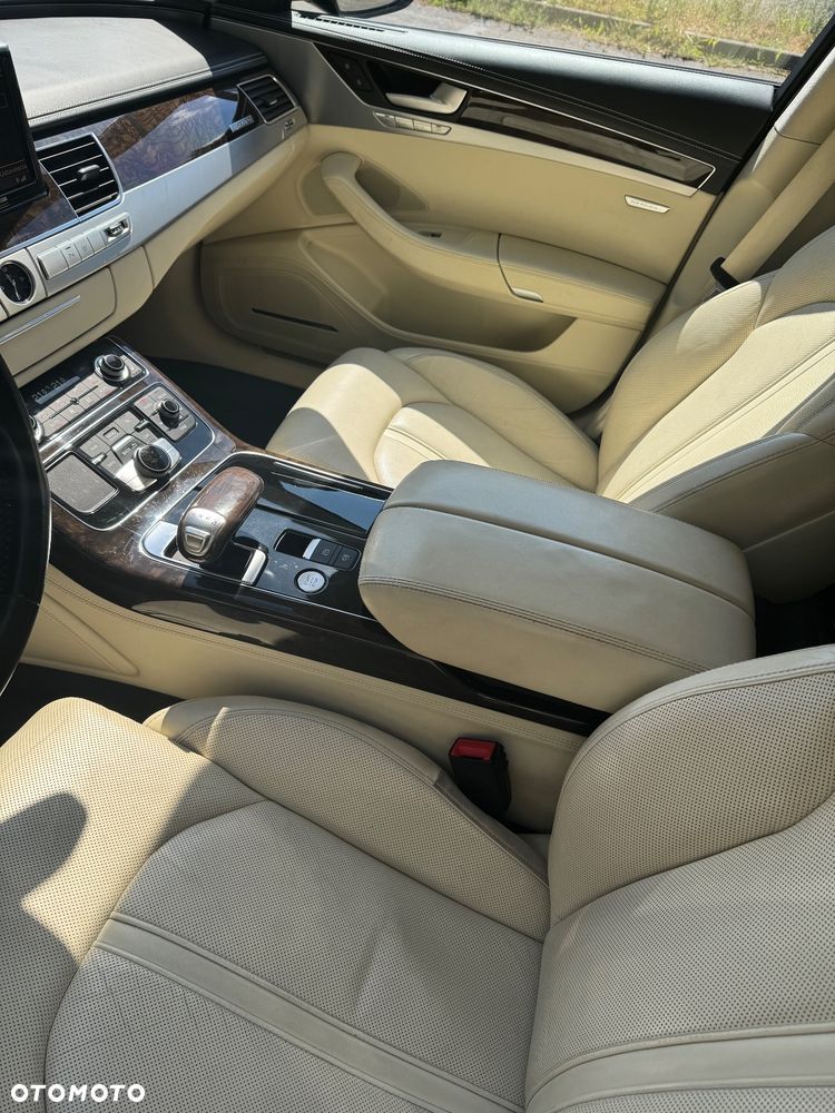Audi A8 4.2 TDI L Quattro - 11