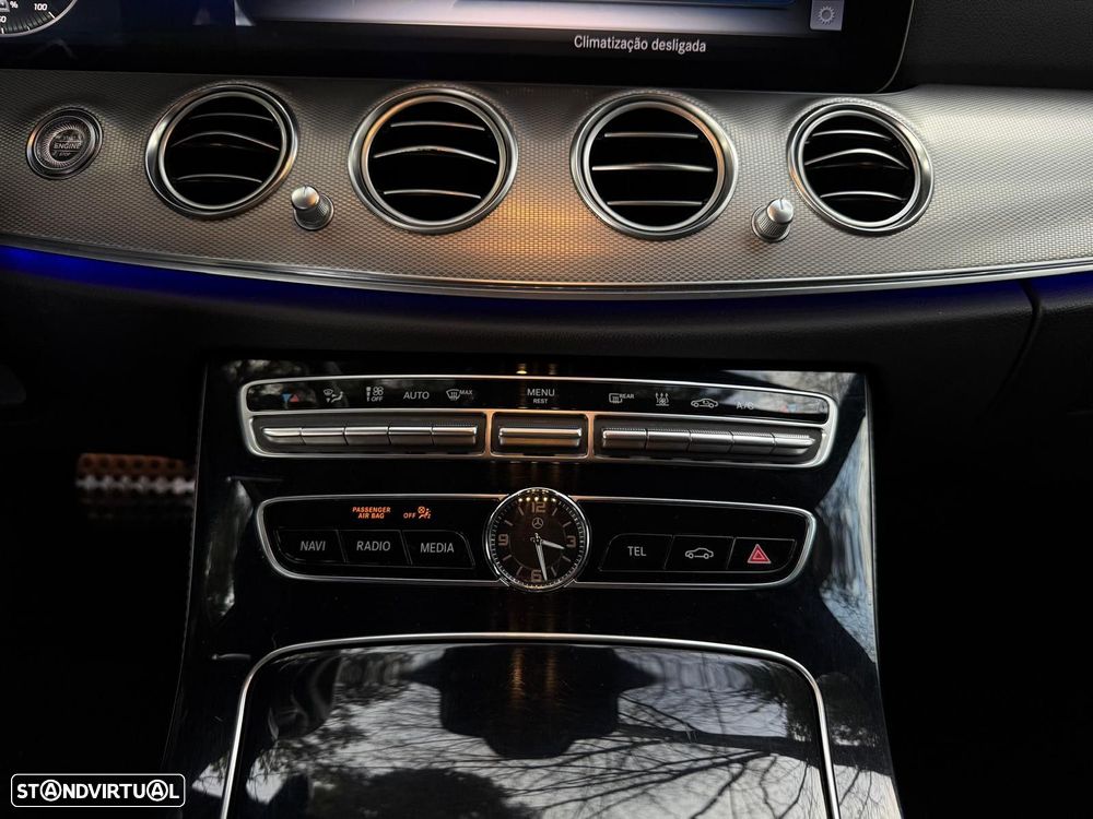 Mercedes-Benz E 300 de AMG Line - 13