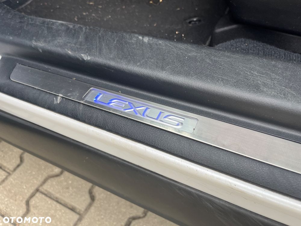 Lexus RX 450h F Impression - 26