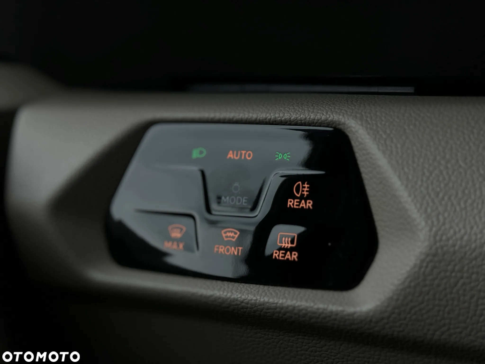 Volkswagen Multivan 2.0 TDI L2 Life DSG - 21