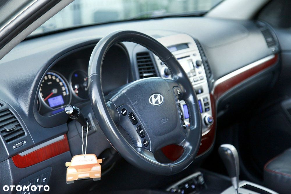 Hyundai Santa Fe - 16