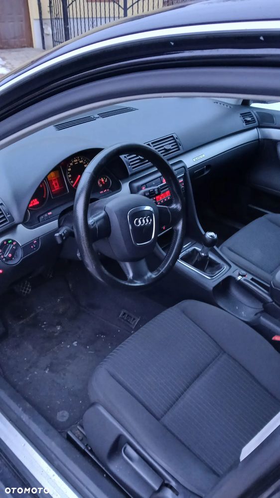 Audi A4 Limousine 2.0 TDI DPF Quattro - 8