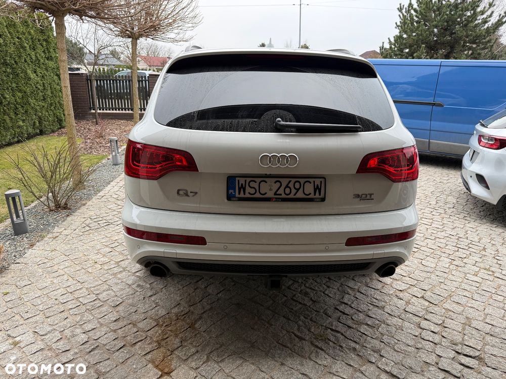 Audi Q7 3.0 TFSI Quattro Tiptr - 9