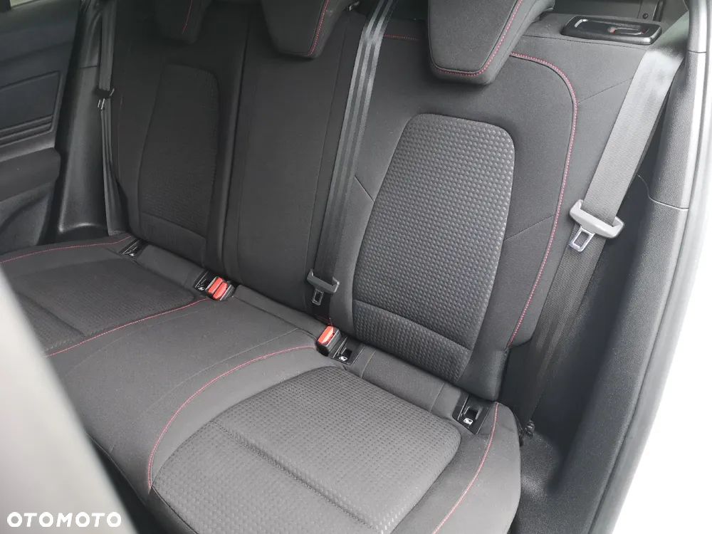 Ford Focus 1.0 EcoBoost ST-Line - 32