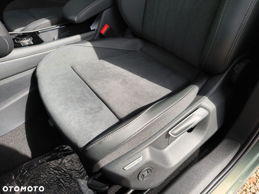 Volkswagen Tiguan 2.0 TSI 4Mot Elegance DSG - 12