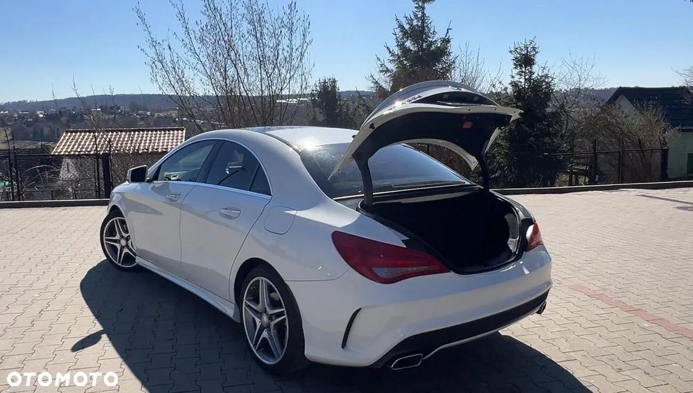 Mercedes-Benz CLA 250 7G-DCT AMG Line - 5