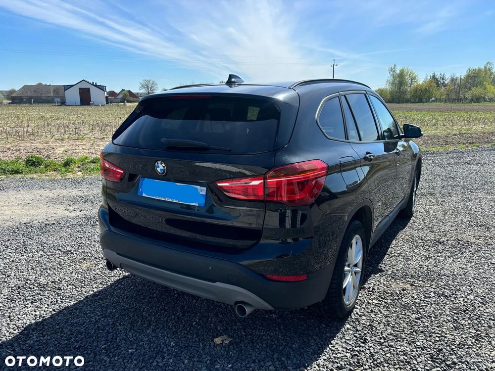 BMW X1 xDrive18d - 8