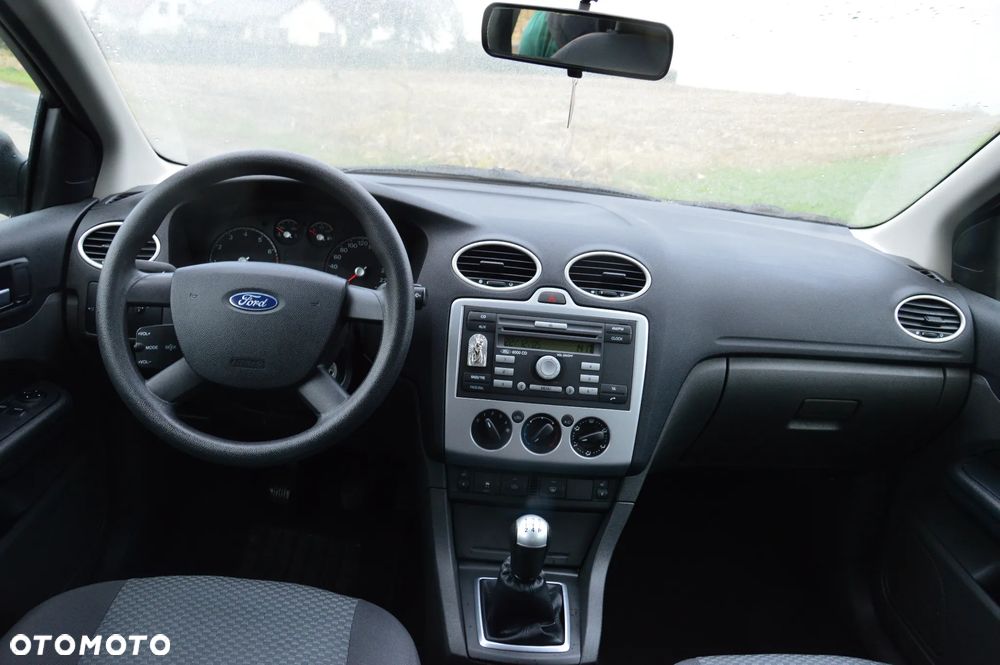 Ford Focus - 10