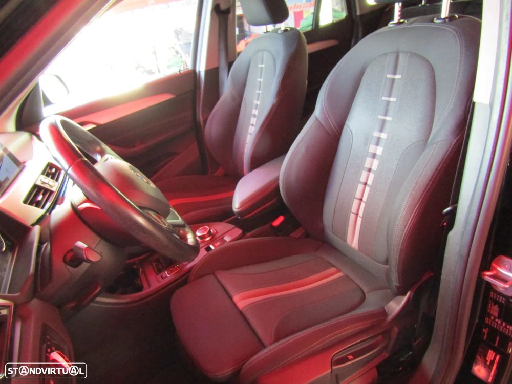 BMW X1 16 d sDrive Line Sport - 16