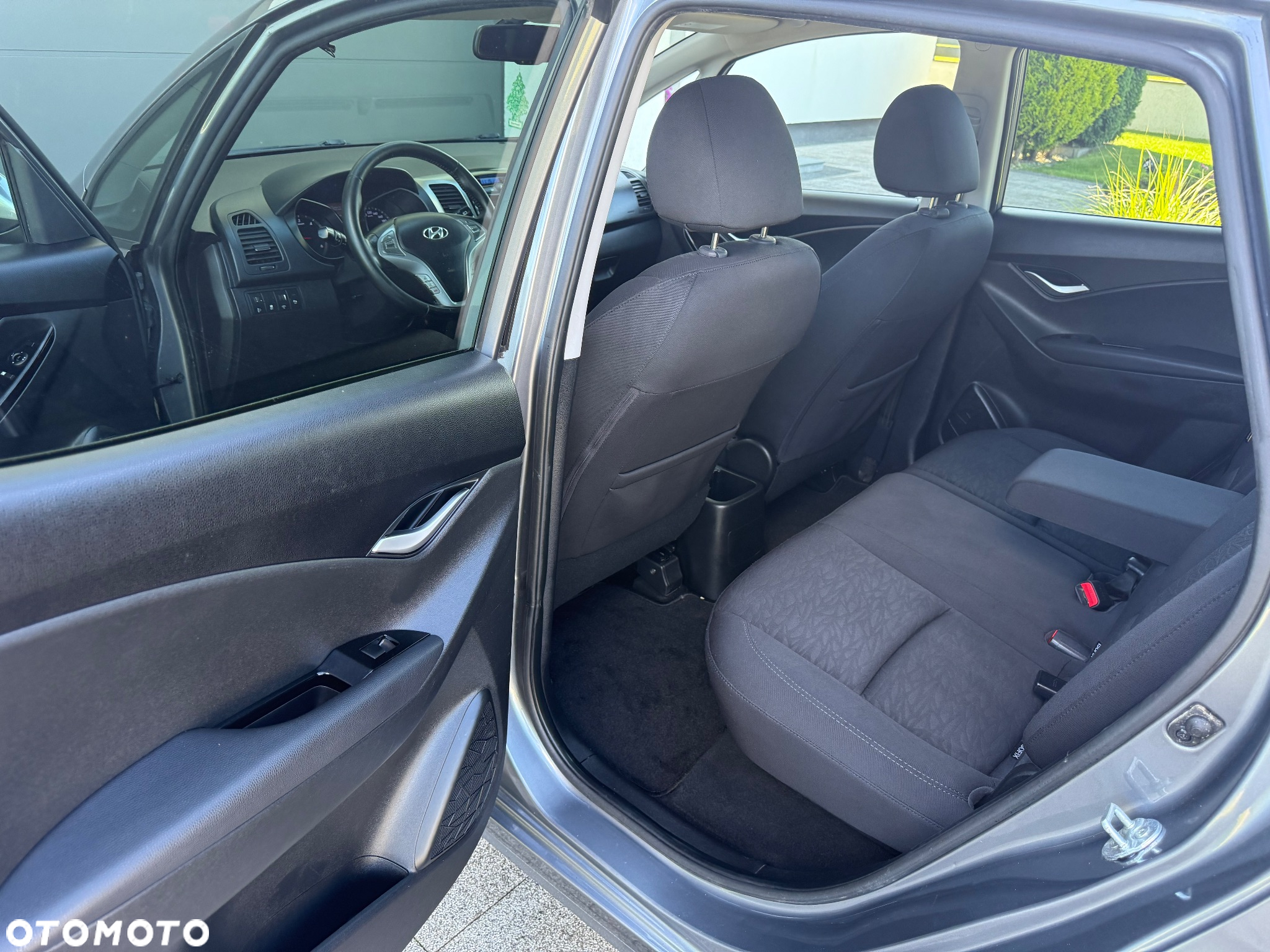 Hyundai ix20 1.6 CRDi blue YES Plus - 17