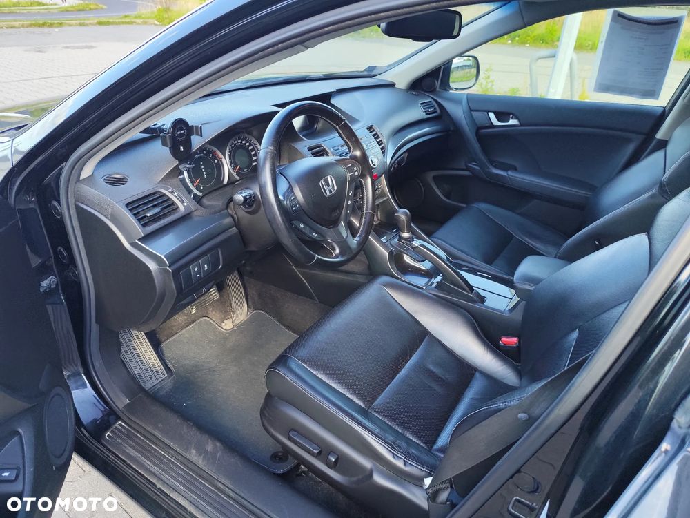 Honda Accord 2.0 Executive - 10