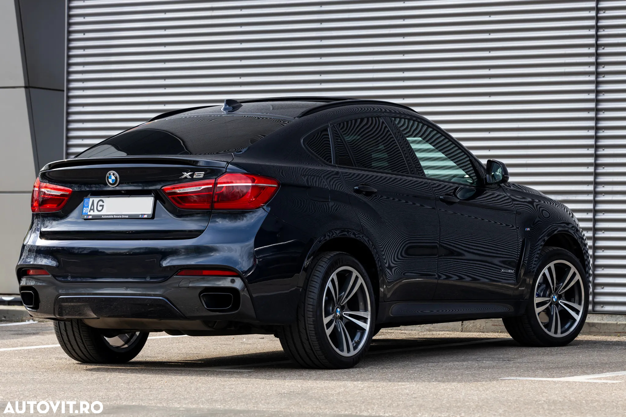 BMW X6 xDrive40d - 11