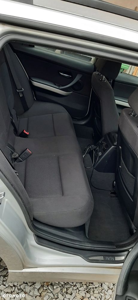 BMW Seria 3 318i Edition Exclusive - 20