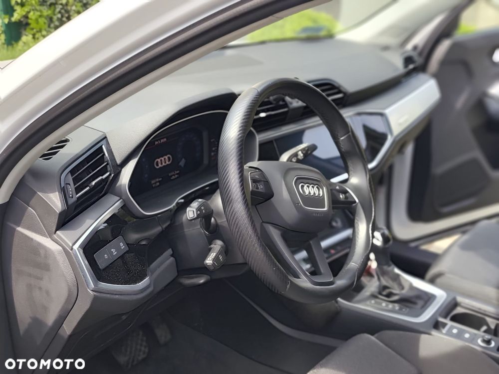 Audi Q3 35 TFSI S tronic - 9