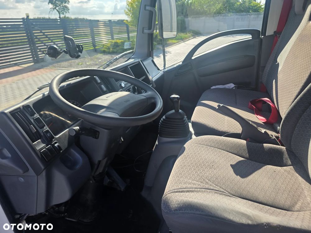 Inny Isuzu N21 - 4