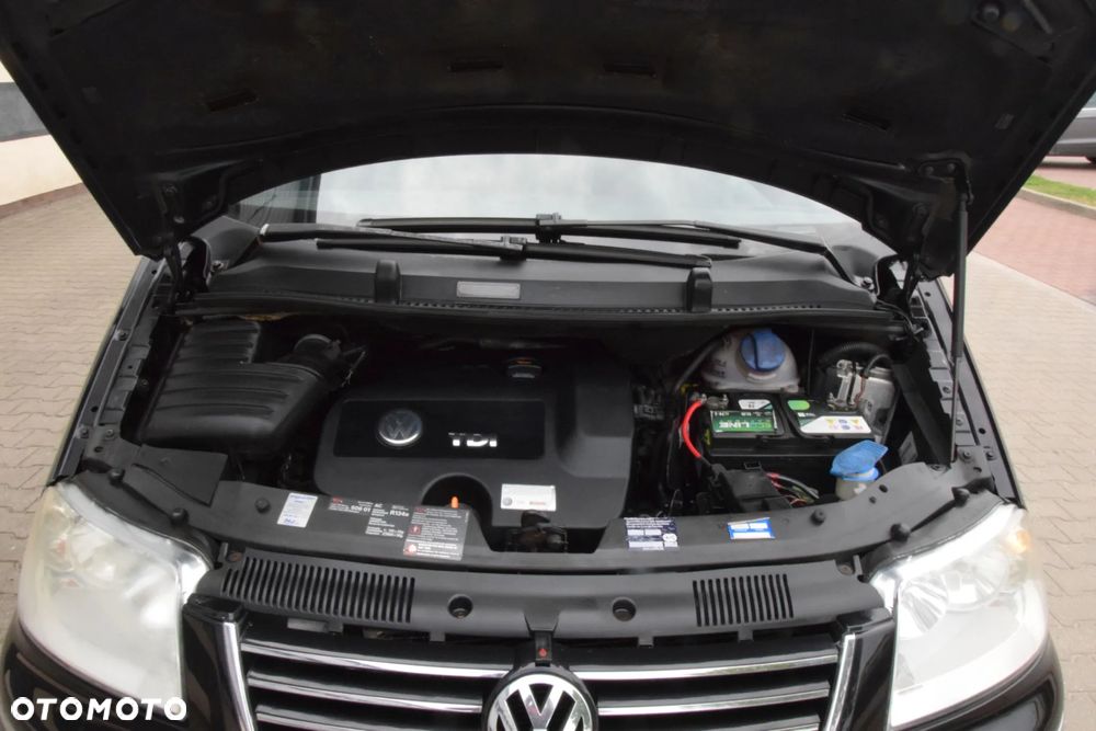 Volkswagen Sharan 1.9 TDI Automatik Pacific - 19