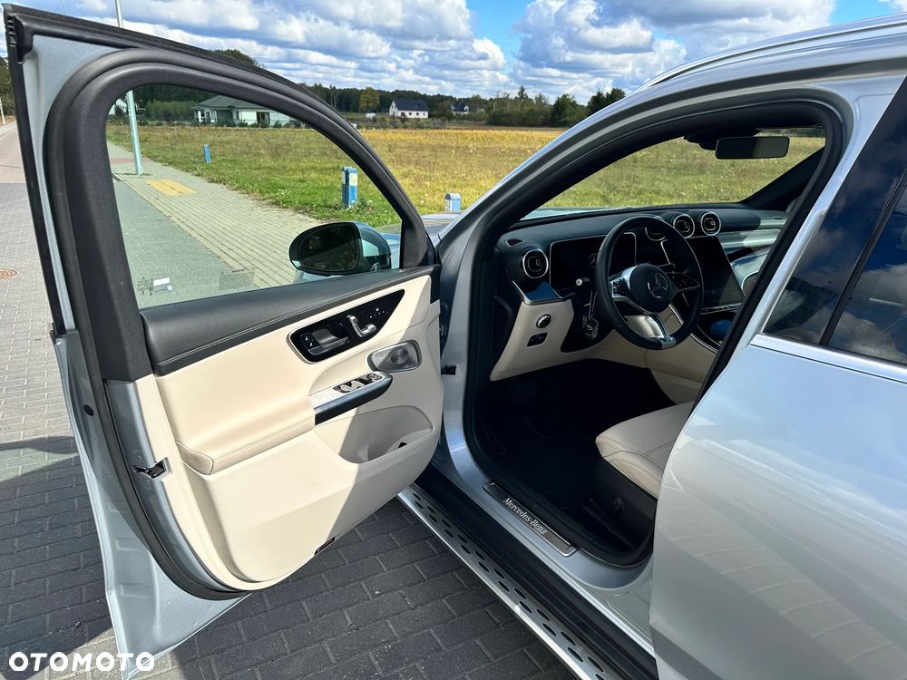 Mercedes-Benz GLC - 11