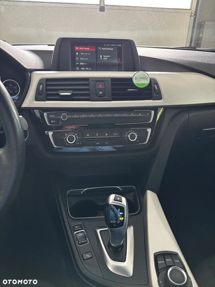 BMW Seria 3 318i - 20