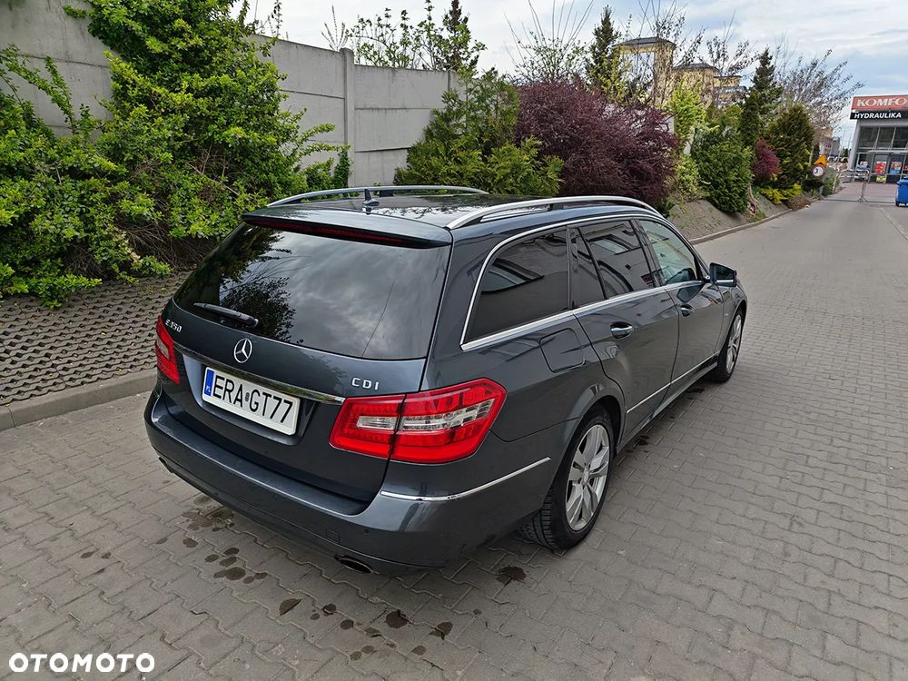 Mercedes-Benz Klasa E 350 CDI DPF BlueEFFICIENCY 7G-TRONIC Avantgarde - 4