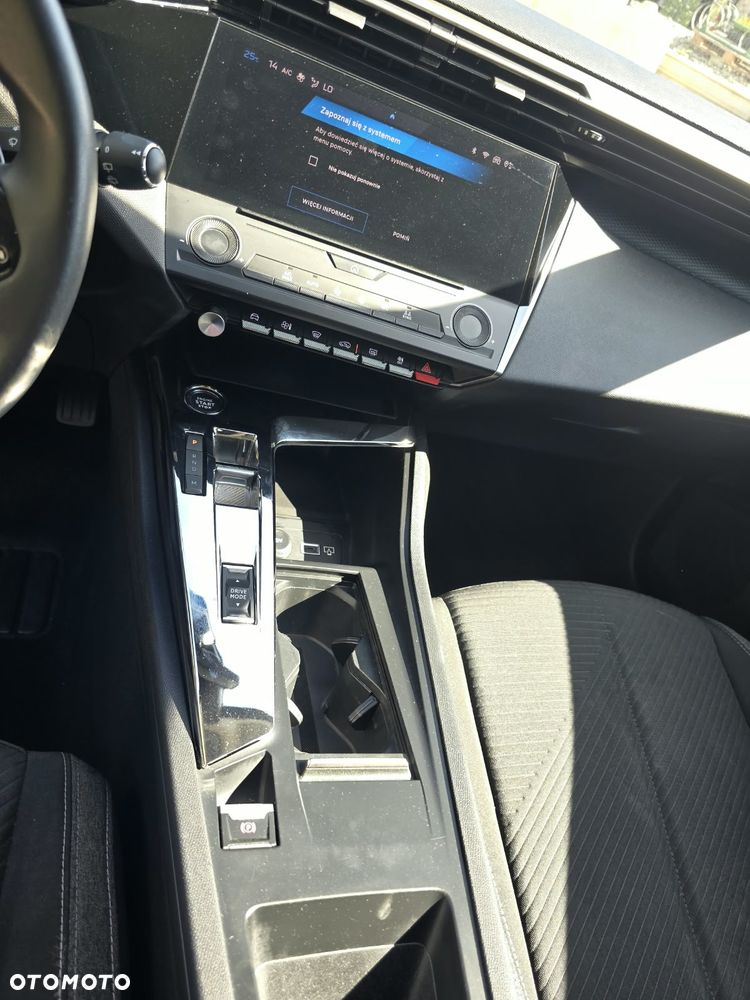Peugeot 308 BlueHDi 130 EAT8 Business - 17