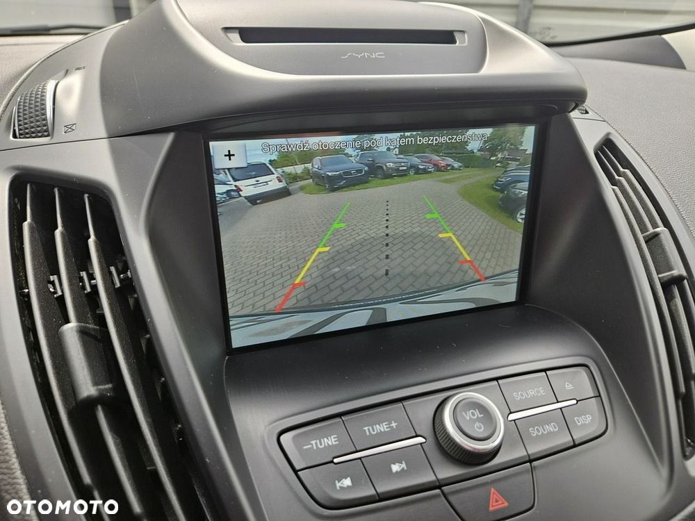 Ford Kuga 2.0 TDCi AWD Titanium - 37
