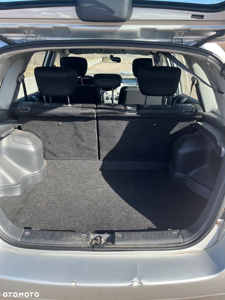 Suzuki Liana 1.6 Comfort - 10