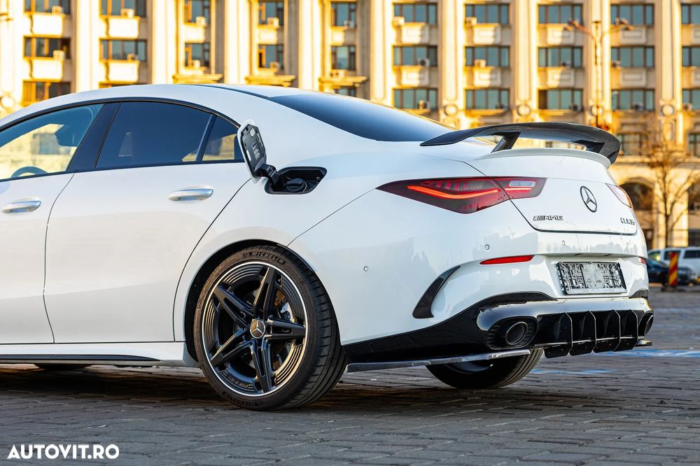 Mercedes-Benz CLA - 16