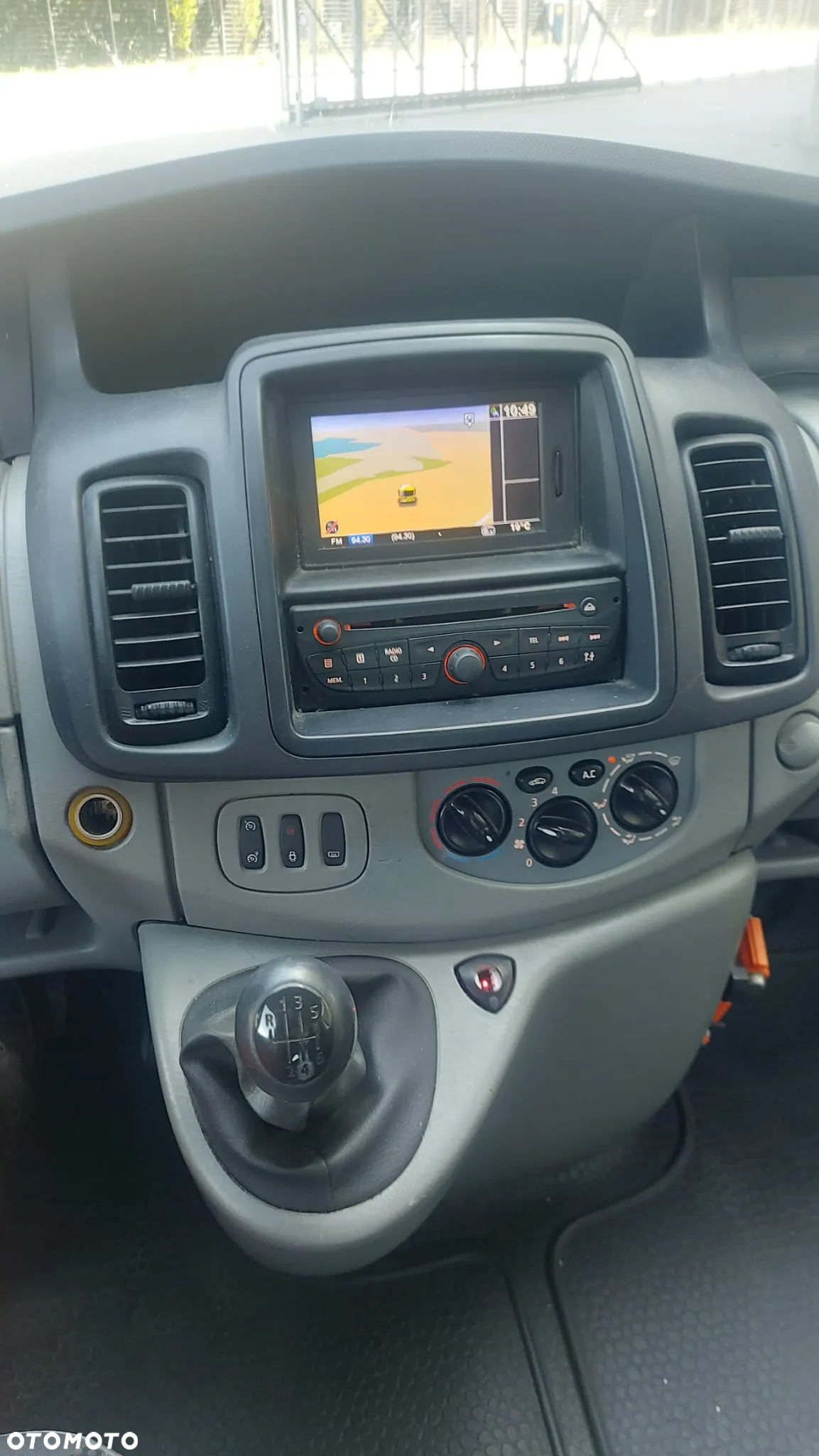 Opel Vivaro - 14