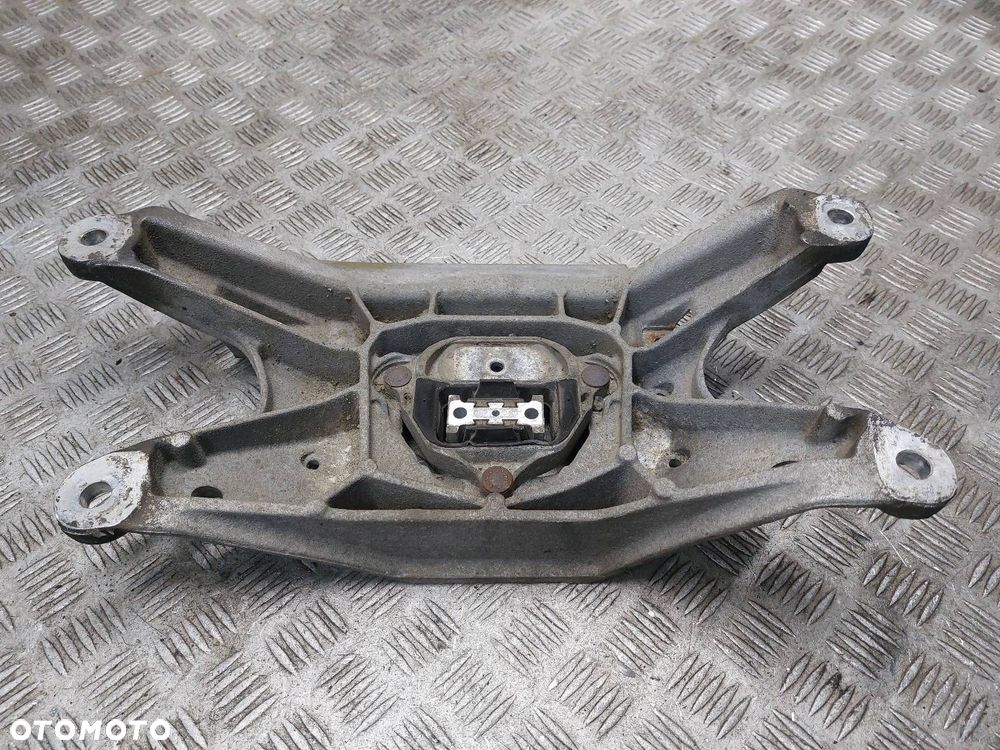 ŁAPA PODPORA SKRZYNI AUDI A5 8T 2.7 TDI 8K0399263AD 8K0399151 - 1
