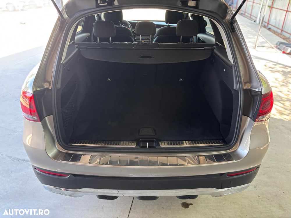 Mercedes-Benz GLC 200 d 4MATIC - 11