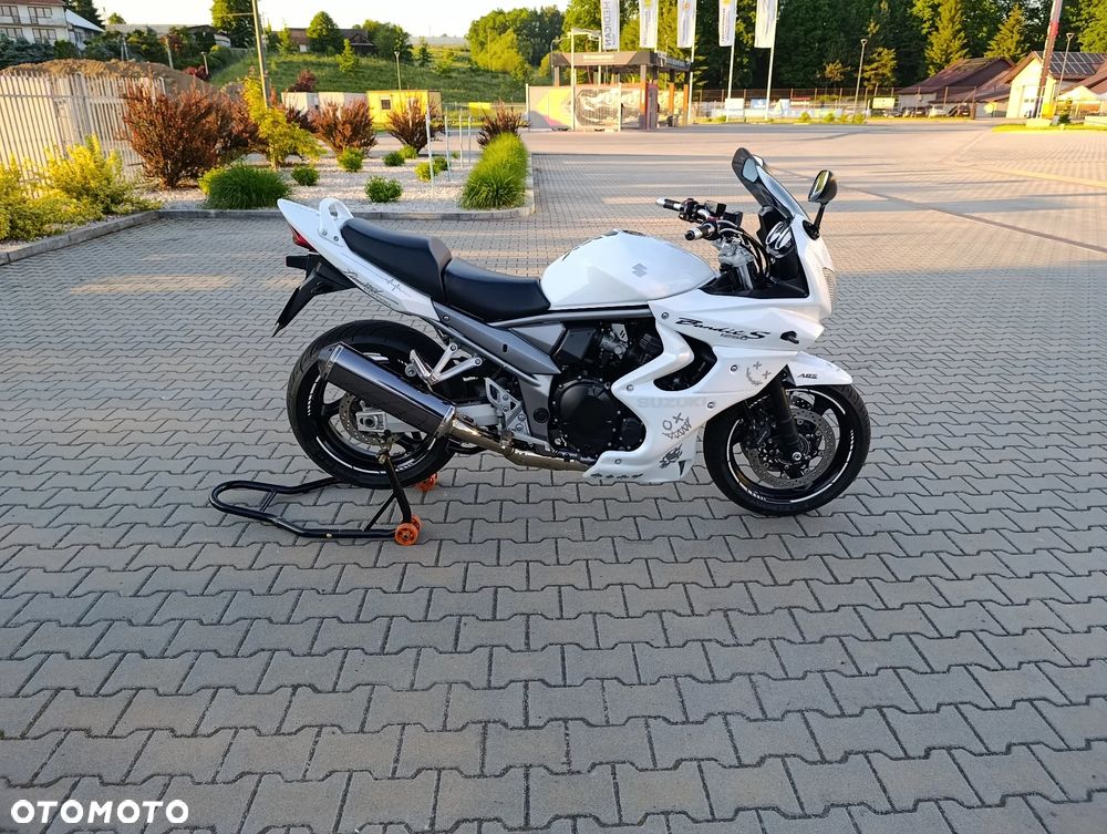 Suzuki Bandit - 14