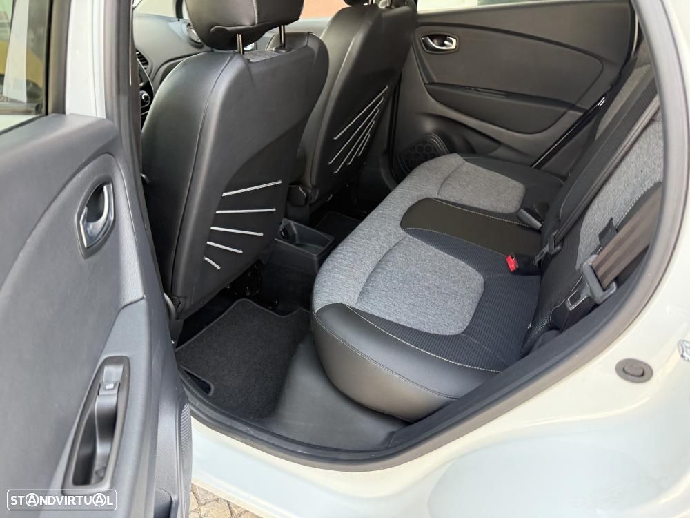 Renault Captur 0.9 TCE Exclusive - 20