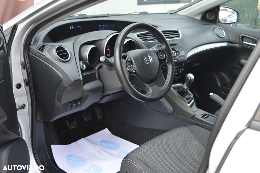 Honda Civic 1.6 i-DTEC Elegance - 27