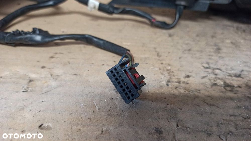 #LUSTERKO  PRAWE 8 PIN AUDI A3 8P LY9B - 2