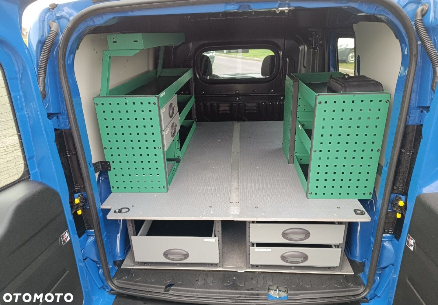 Fiat DOBLO - 17