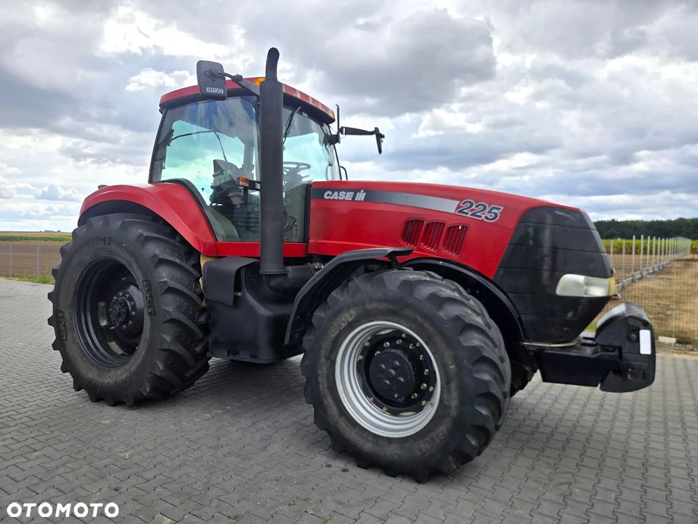 Case IH Magnum 225 2008 Rok, Nie Malowany, Stan Idealny - 4