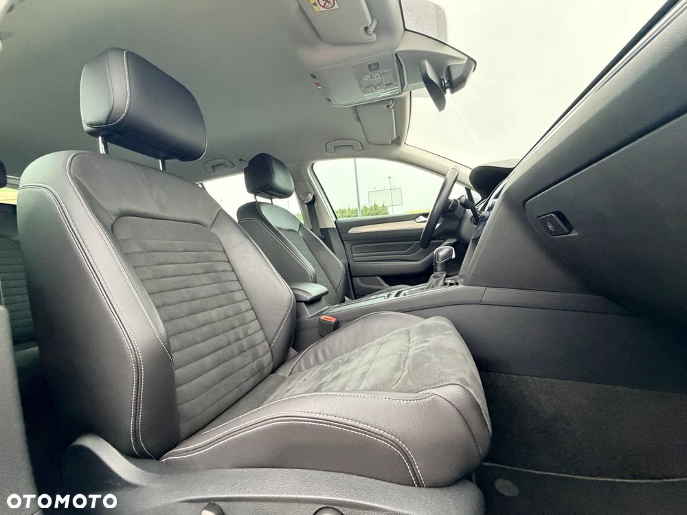 Volkswagen Passat 2.0 TDI SCR Style DSG - 20