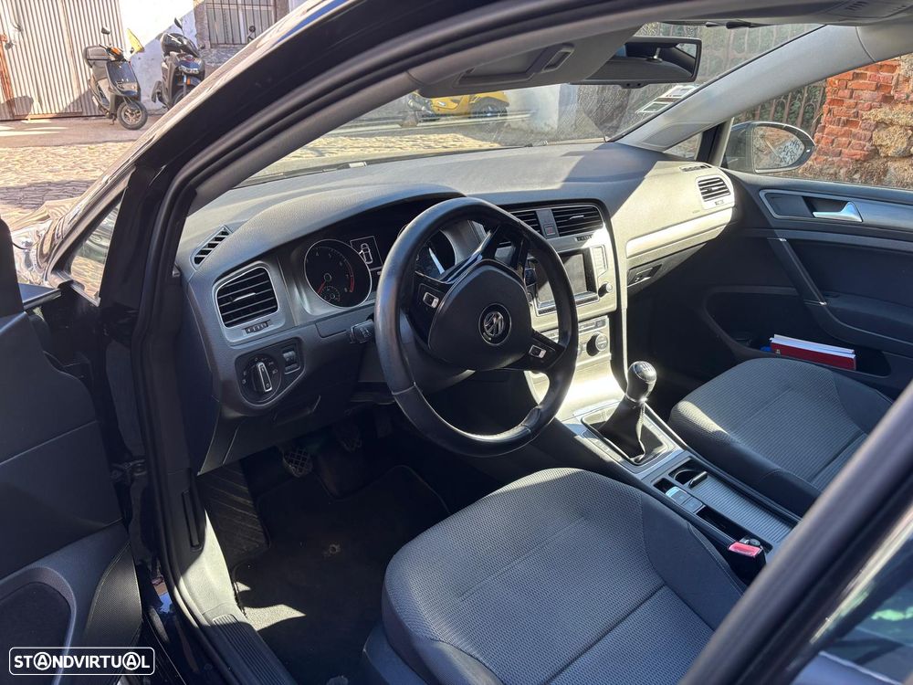 VW Golf - 2