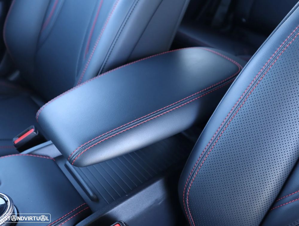 Ford Mustang Mach-E AWD PREMIUM - 42