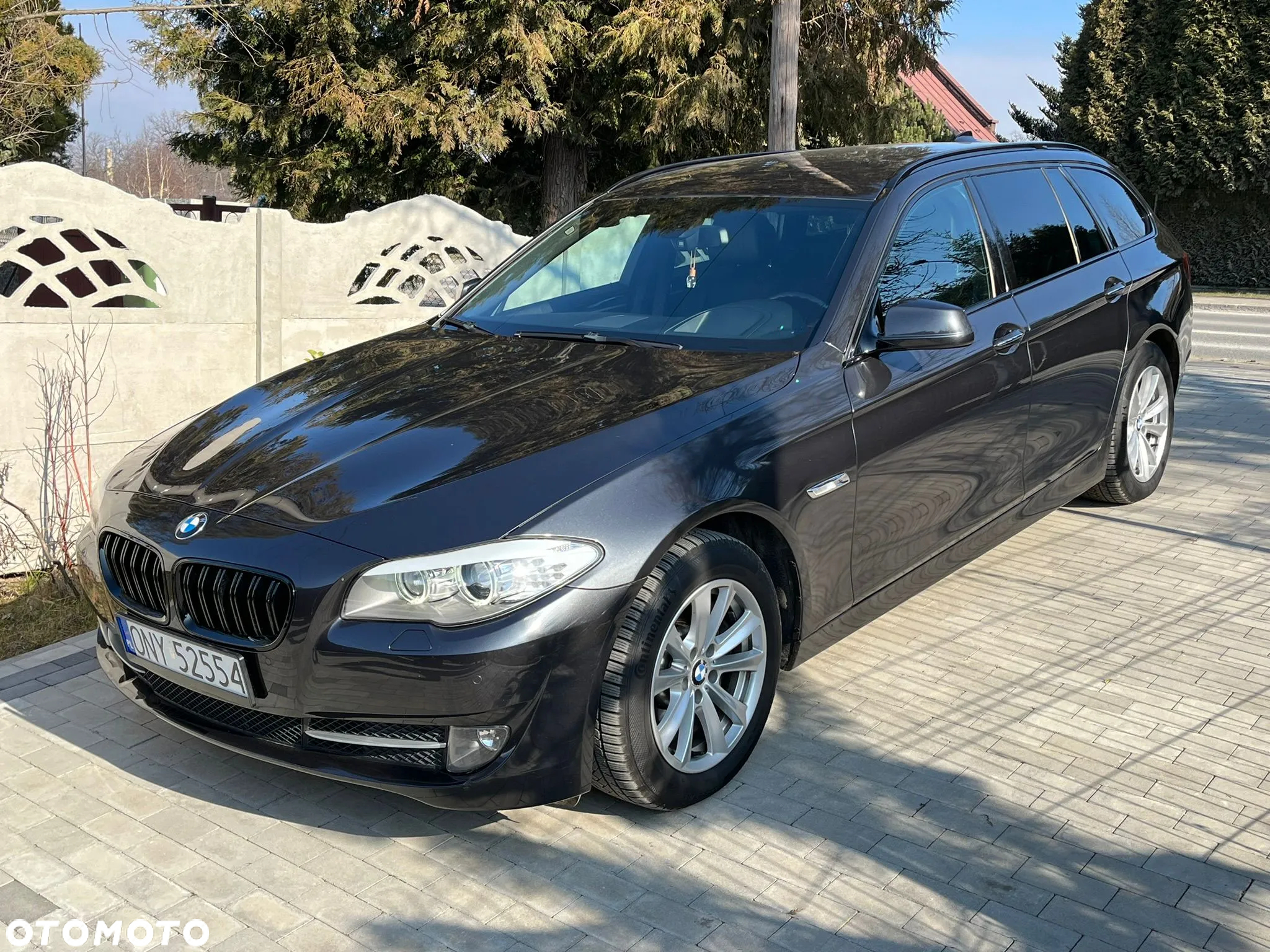 BMW Seria 5 528i xDrive - 2