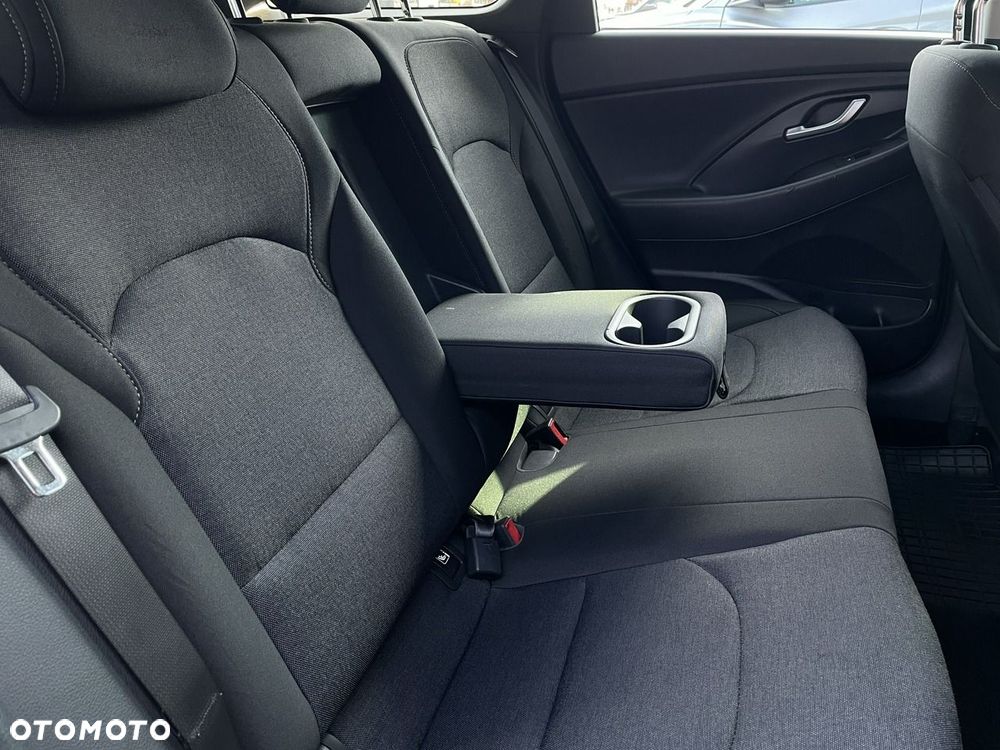 Hyundai i30 - 27