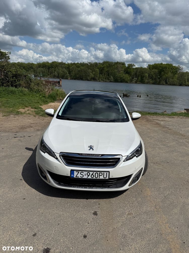 Peugeot 308 1.2 PureTech Allure S&S - 9